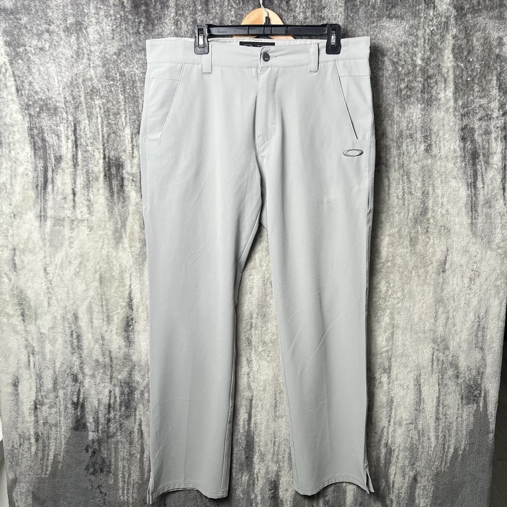 Oakley Pants Men 34x32 Gray Khaki Performance Golf Slacks Casual Logo